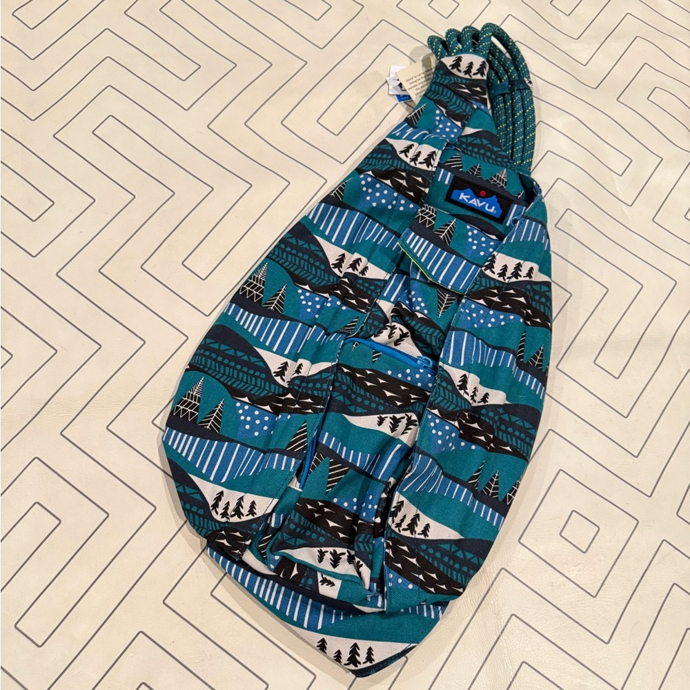 NWT Kavu Rope Bag in Winterscape